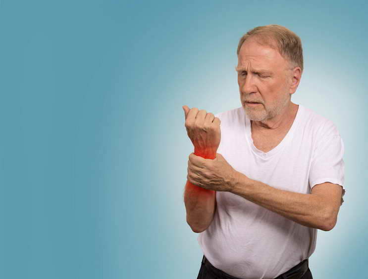 院士推薦的「手指保健操」，3個動作預防老年癡呆，大腦反應更快