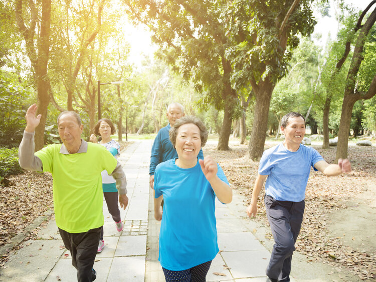 脚跟痛、脚底痛，经常脚痛是怎么回事？病因可能有4个，保持警惕